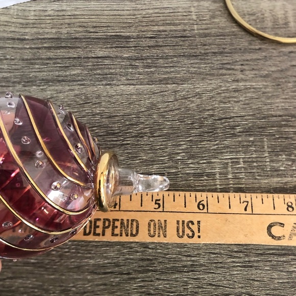 Elegant Hand Blown Egyptian Glass Ornament - Picture 8 of 10